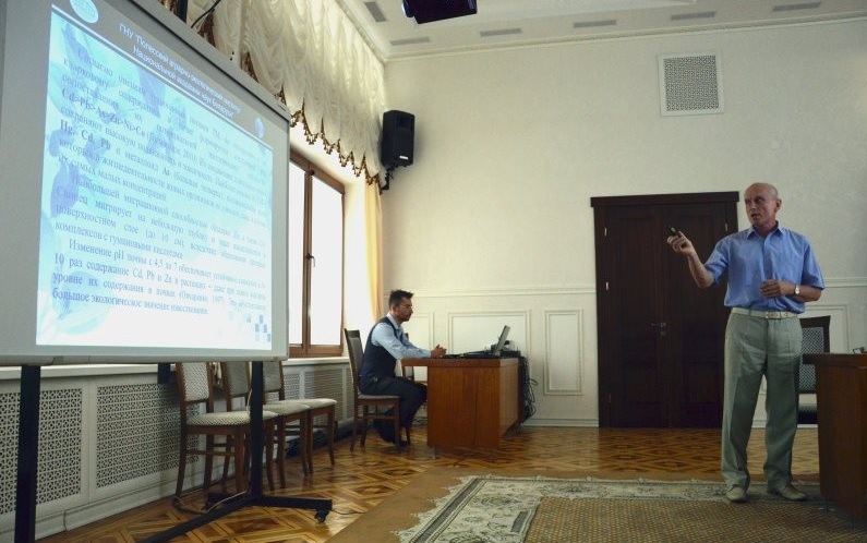 13 июня 2018 года в Брестском горисполкоме прошел круглый стол по вопросу создания эффективной системы экологического мониторинга в г. Бресте. - 1