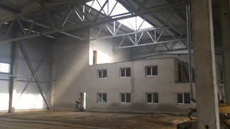 Строительство завода ООО «АйПауэр»: подготовка к устройству полов и начало благоустройства территории - 2